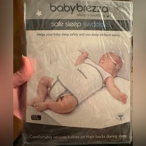 Baby Brezza Safe Sleep Swaddle. Brand new with tags.